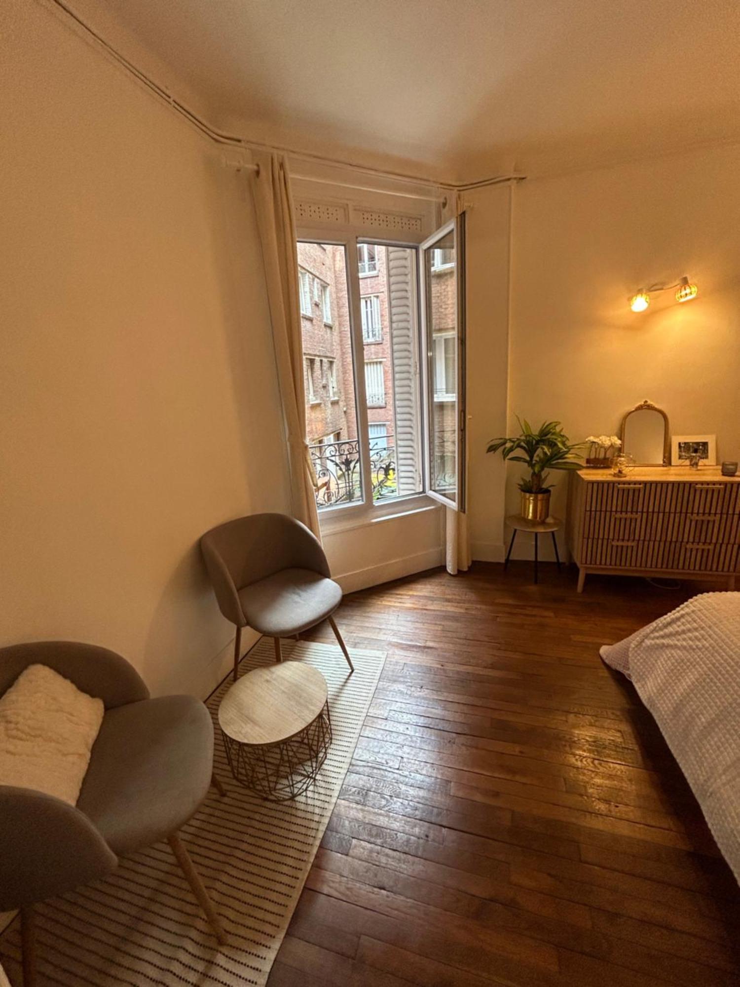 Appartement Cosy Et Agreable Коломб Екстер'єр фото
